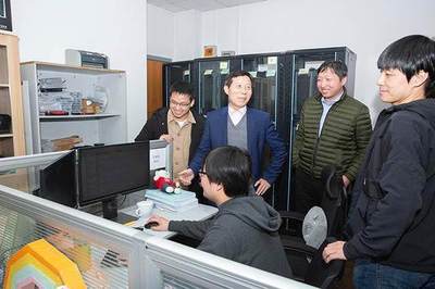 智慧防疫新突破 上海交大團隊為騰訊健康碼開發人臉識別技術，榮獲上海科技進步特等獎