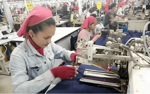 疫情后越南企業(yè)陷訂單工人雙缺窘境，勞動(dòng)保護(hù)用品生產(chǎn)遇挑戰(zhàn)